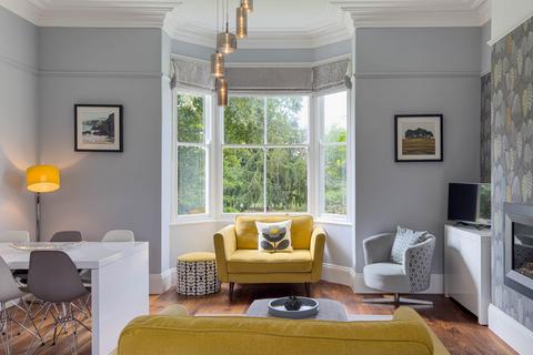 1 The Crescent, Thirsk, YO7 1DE
