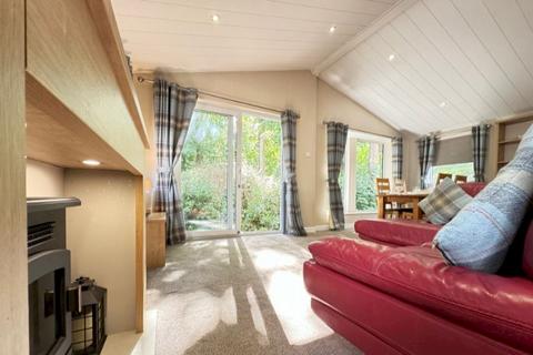 2 bedroom lodge for sale, Nr Battle, St Leonards on Sea TN37