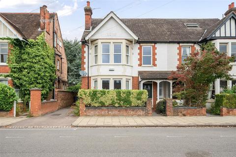 4 bedroom house for sale, Beverley Crescent, Bedford