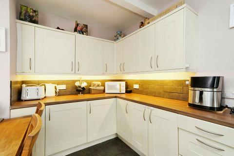 3 bedroom semi-detached house for sale, Priesthorpe Avenue, Pudsey LS28