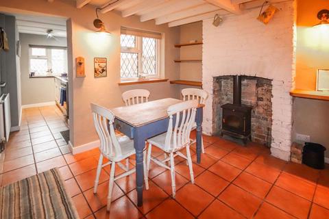 2 bedroom cottage to rent, Strand Street Sandwich