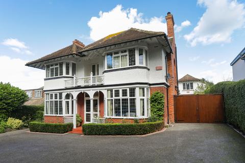 4 bedroom detached house for sale, London Road, Ramsgate, CT11