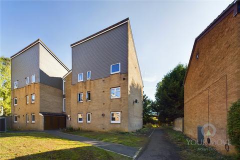 2 bedroom flat to rent, Bellropes Square, Northampton NN3