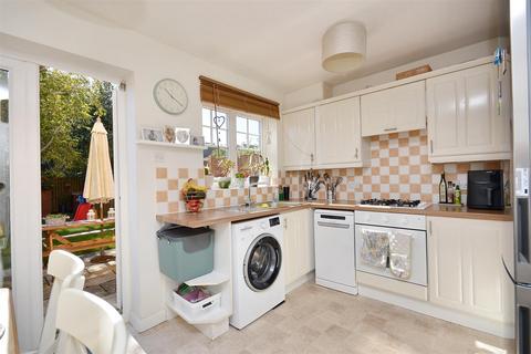 2 bedroom terraced house for sale, Solomons Close, Eastbourne