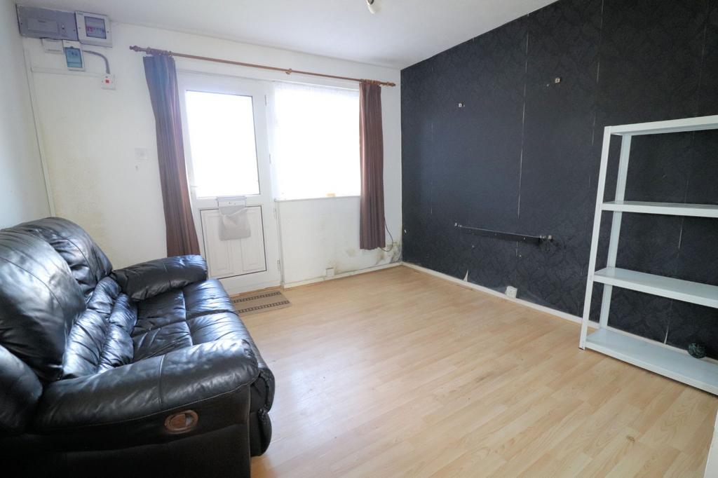 Ashurst Close, Crayford, Kent, DA1 1 bed for sale £180,000
