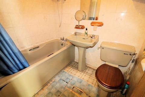 12 Ashurst Close, Crayford, Dartford, DA1 4SX