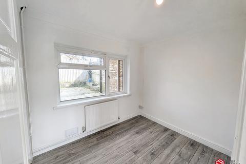 222 Heol Dulais, Birchgrove, Swansea, SA7 9LH