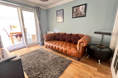 27 Brecken Way, Meadowfield, Durham, DH7 8UZ