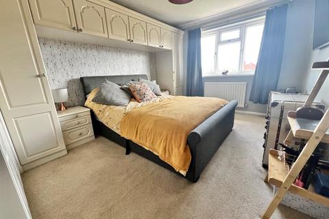 27 Brecken Way, Meadowfield, Durham, DH7 8UZ