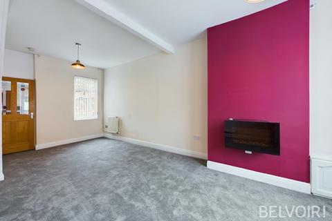 2 bedroom terraced house to rent, Ivy Avenue, Liverpool L19