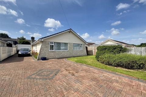 3 bedroom detached bungalow for sale, Ferndown