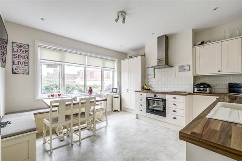 5 bedroom end of terrace house for sale, Grand Avenue, Worthing, West Sussex, BN11