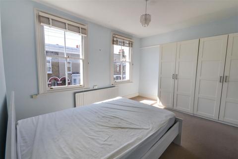 10 Briscoe Road, London, SW19 2AQ