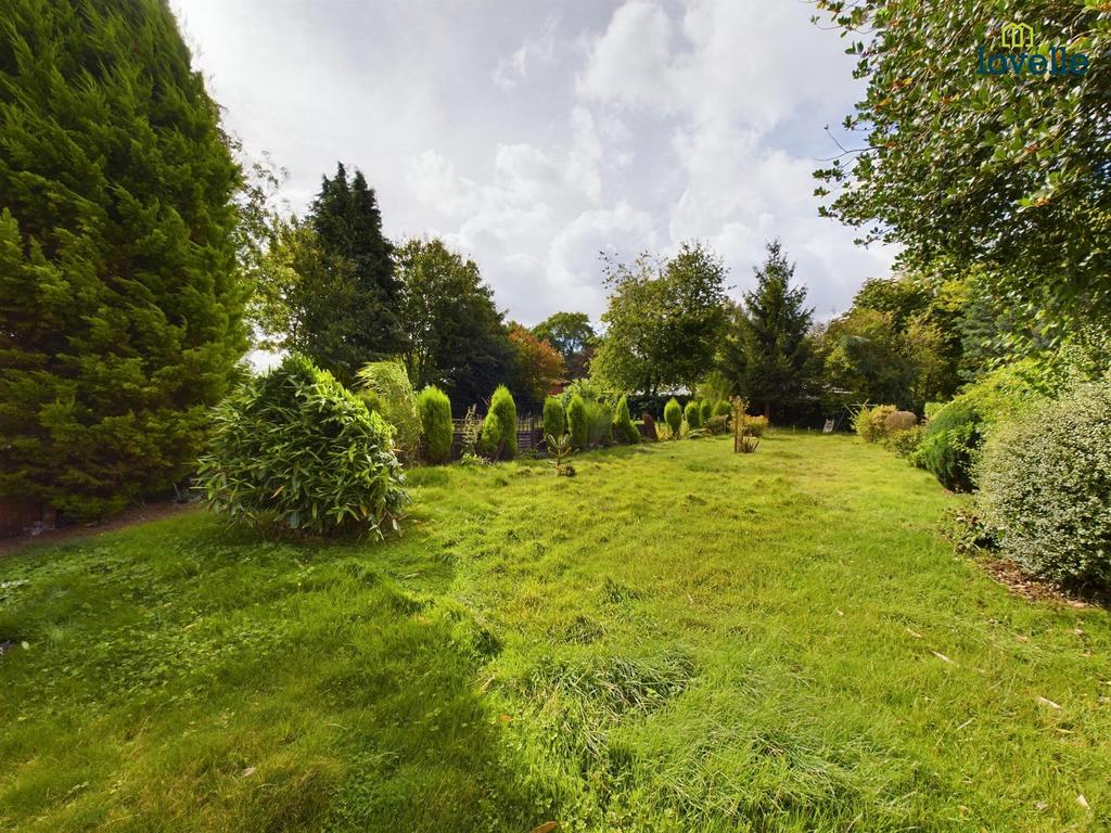 Market Rasen Road, Holton Le Moor, LN7 3 bed semidetached house for