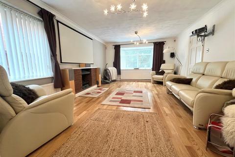 4 bedroom detached house for sale, Wythenshawe Road, Manchester