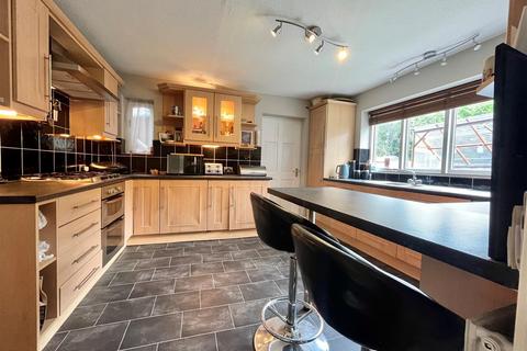 4 bedroom detached house for sale, Wythenshawe Road, Manchester