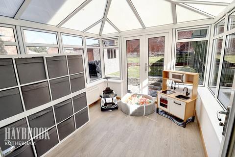 8 Sharpfield Avenue, Rawmarsh, Rotherham, S62 7QB