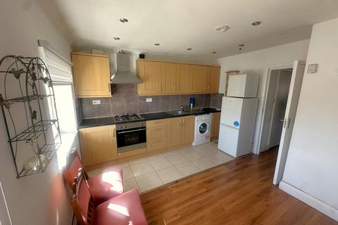 1 bedroom flat to rent, Greenford, UB6