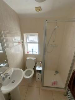 1 bedroom flat to rent, Greenford, UB6