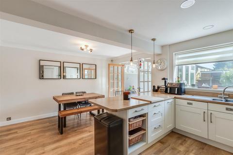 3 bedroom semi-detached house for sale, Cleasby Road, Ilkley LS29