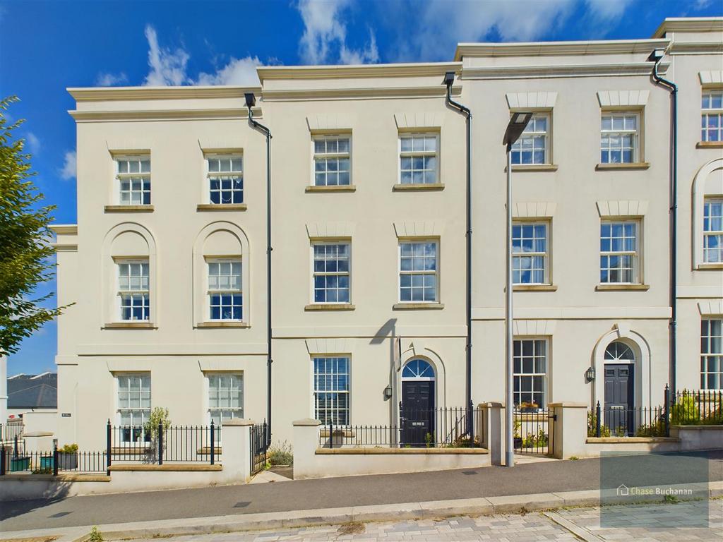Ursa Gardens, Plymouth PL9 3 bed townhouse for sale £330,000