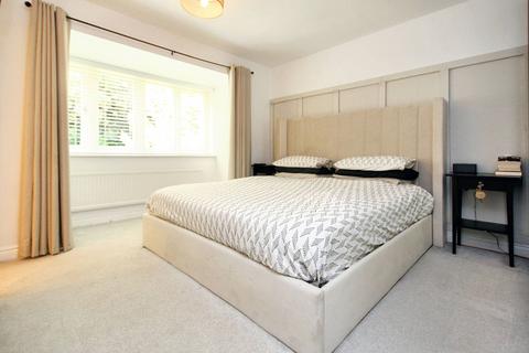 8 Chapel Lane, Rainhill, Prescot, L35 6NX