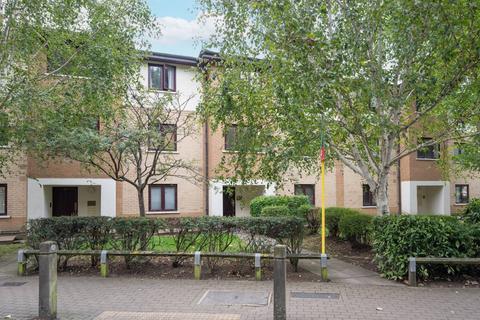 1 bedroom flat for sale, Newport House, Roehampton, London, SW15