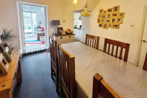 3 bedroom townhouse for sale, Station Road, Purton, Swindon, SN5 4EL