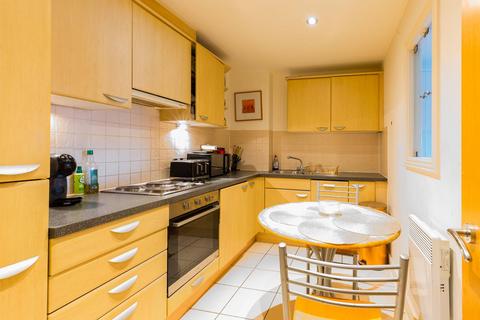 1 bedroom flat for sale, Vicarage Lane, Stratford, London, E15