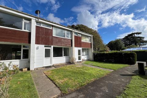 3 bedroom terraced house to rent, The Fairway, Barton On Sea, Hampshire. BH25 7AP