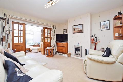 2 bedroom semi-detached bungalow for sale, Bushmeadow Road, Rainham, Gillingham