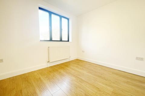 1 bedroom flat to rent, Utopia House, High Road, Willesden, NW10