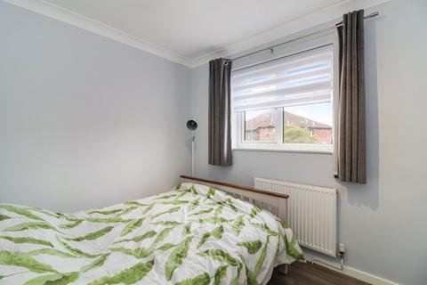 37 Berkeley Close, Abbots Langley, WD5 0XB