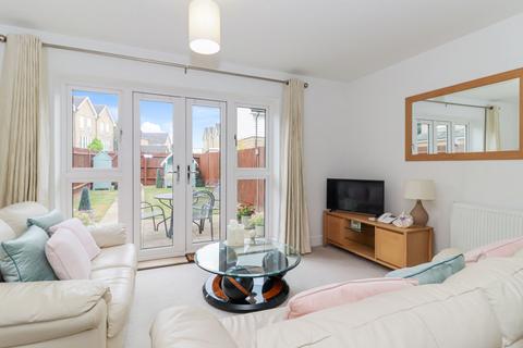 2 Butterfly Crescent, Hemel Hempstead, HP3 9GS