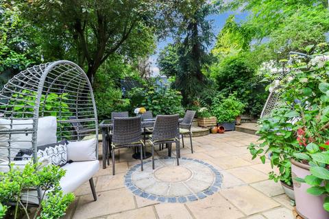 67 Hempstead Road, Kings Langley, WD4 8BS