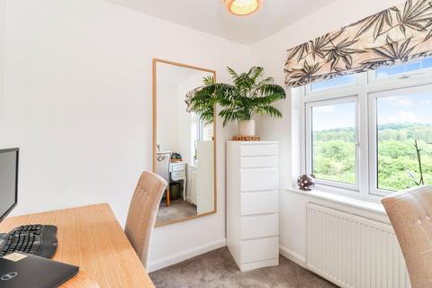 67 Hempstead Road, Kings Langley, WD4 8BS