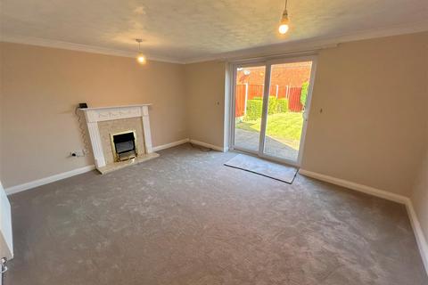 3 bedroom detached house to rent, Tierney Drive, Tipton