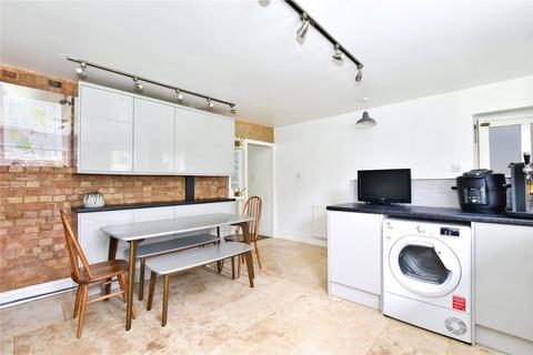 2 bedroom apartment for sale, Grandfield Avenue, Watford, WD17