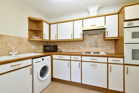 1 bedroom flat for sale, The Crescent, Abbots Langley, WD5