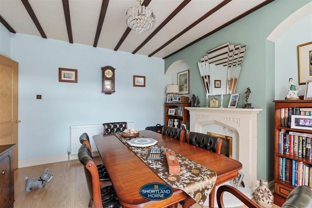285 Holyhead Rd (8 of 27).jpg