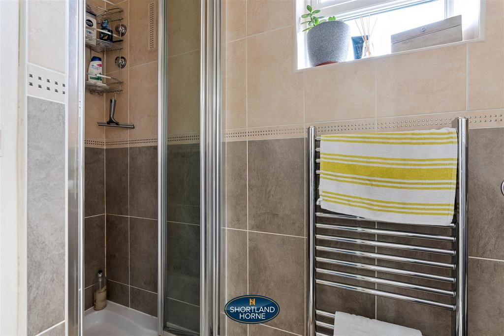 285 Holyhead Rd (15 of 27).jpg