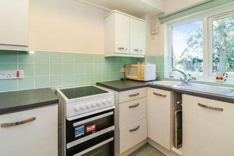 1 bedroom ground floor flat for sale, High Street, Abbots Langley, WD5