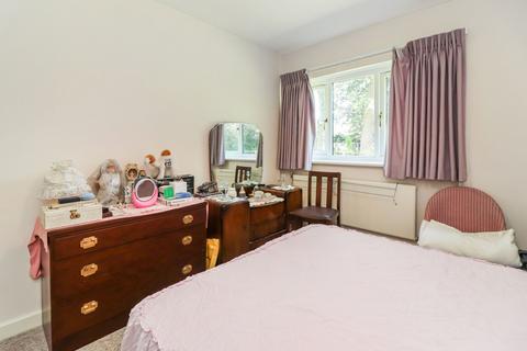 1 bedroom ground floor flat for sale, High Street, Abbots Langley, WD5