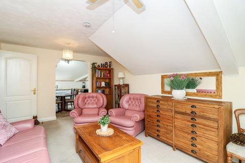 1 bedroom flat for sale, Church Lane, The Cloisters Church Lane, WD4