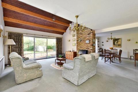 12 Tylers Close, Kings Langley, WD4 9QA