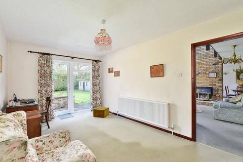 12 Tylers Close, Kings Langley, WD4 9QA