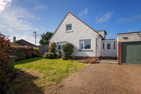 4 bedroom detached house for sale, Ormlie Hill, Thurso, Highland. KW14 7DY