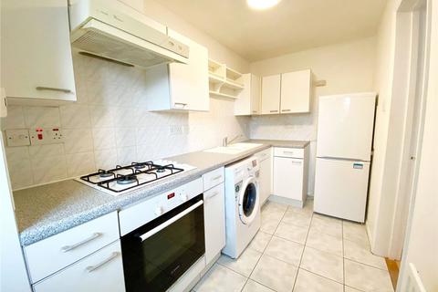 1 bedroom ground floor flat for sale, Swallows Oak, Abbots Langley, WD5