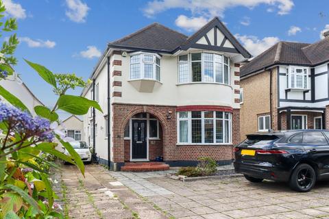 Ridge Lane, Watford, WD17