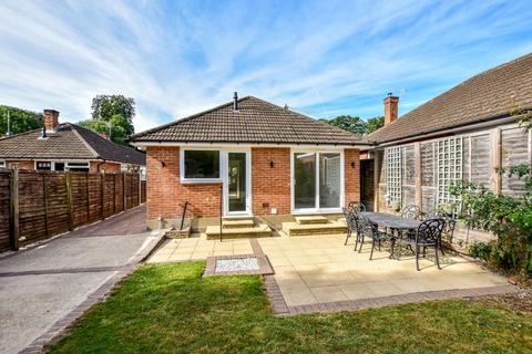 2 bedroom detached bungalow for sale, Rockliffe Avenue, Kings Langley, WD4